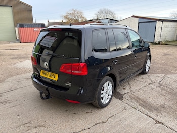 Used Volkswagen Touran 2012 for sale - 76969897: Photo