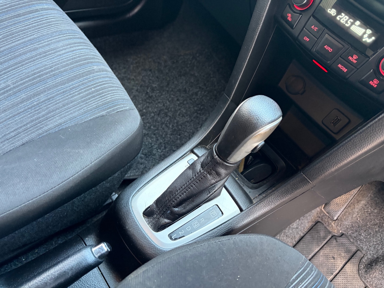 Used Suzuki Swift 2016 for sale - 77261979: Photo 9