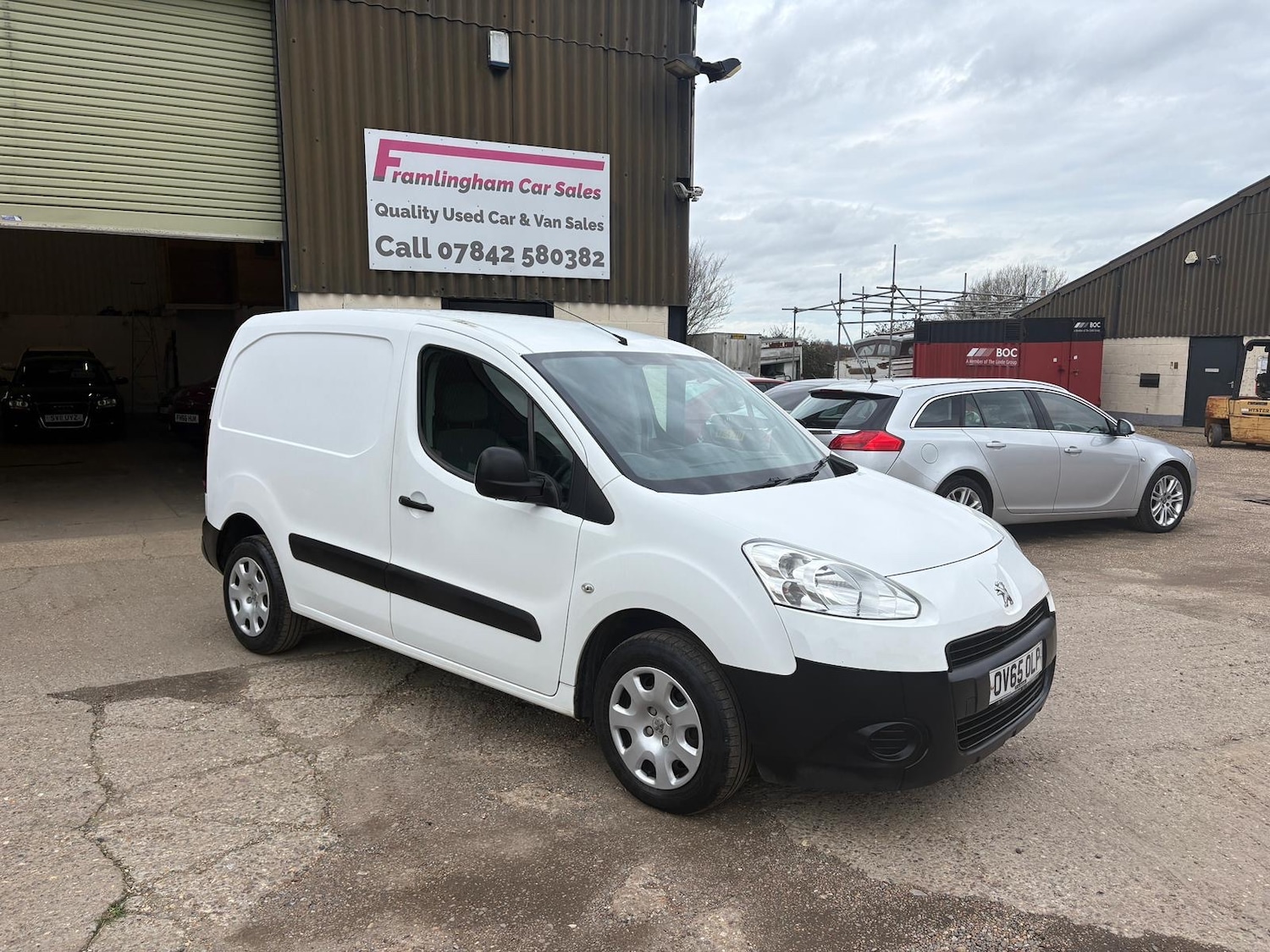 Used Peugeot Partner 2015 for sale - 77681990: Photo 3