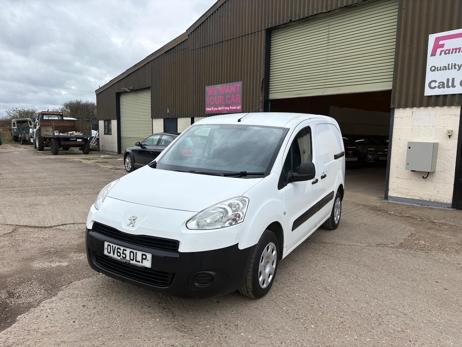 Used Peugeot Partner 2015 for sale - 77681990: Photo 5