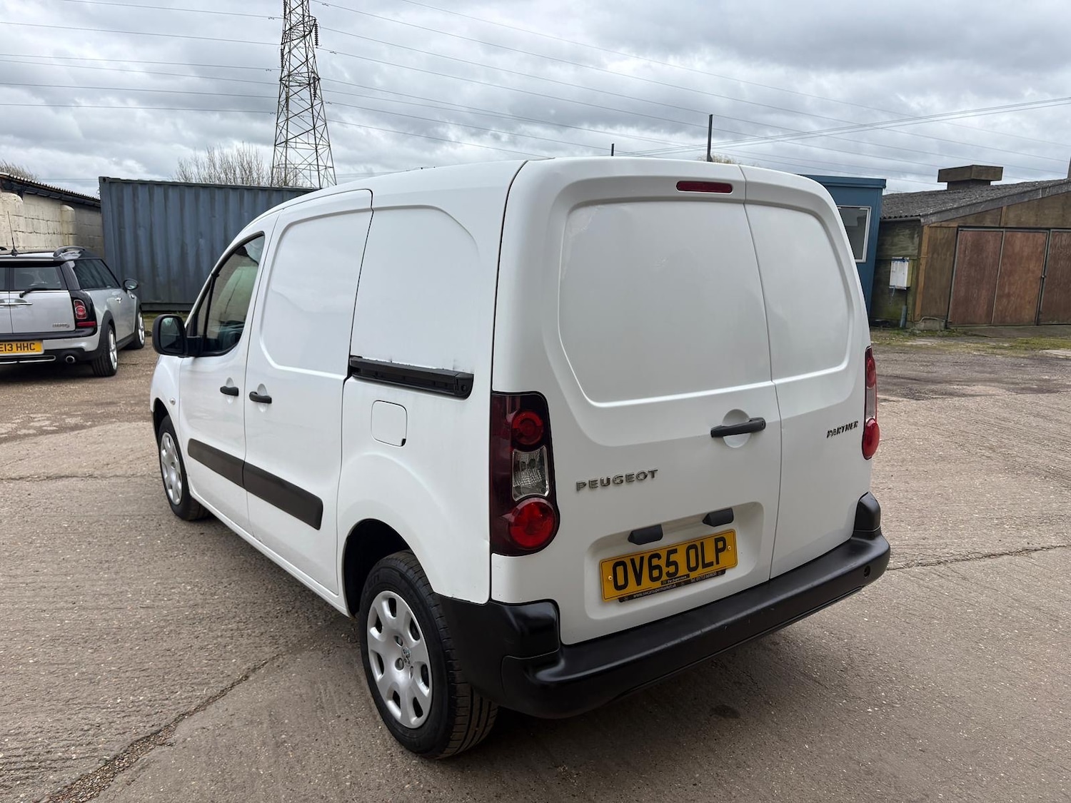 Used Peugeot Partner 2015 for sale - 77681990: Photo 6