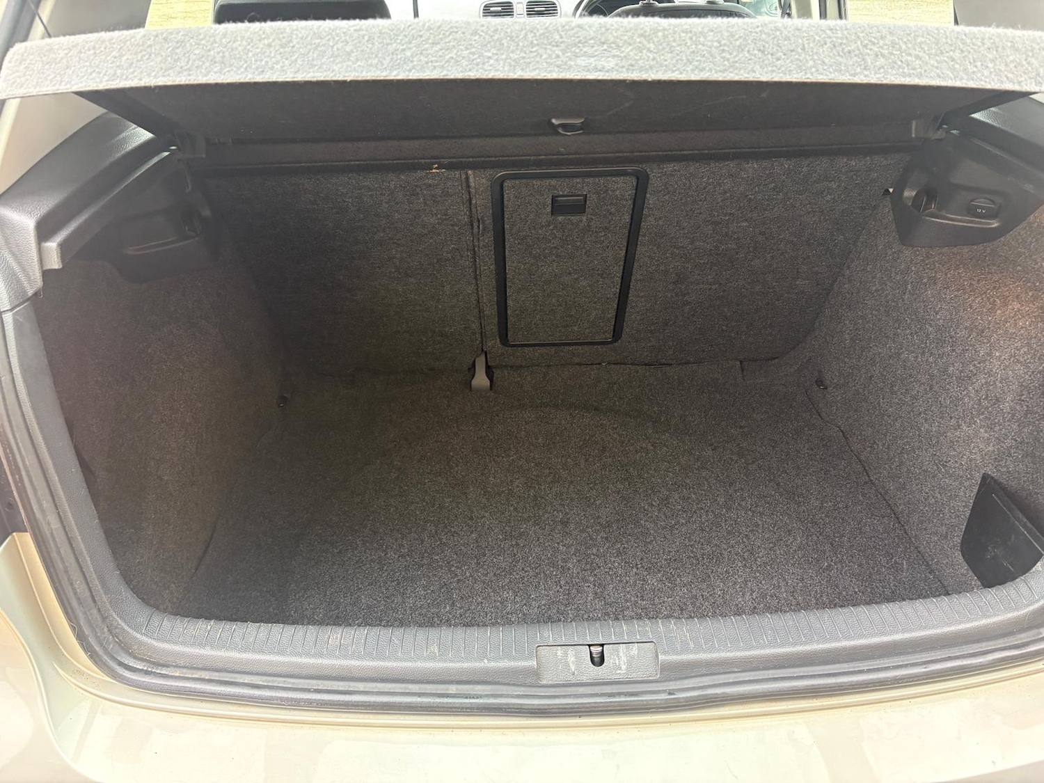 Used Volkswagen Golf 2011 for sale - 77326627: Photo 12