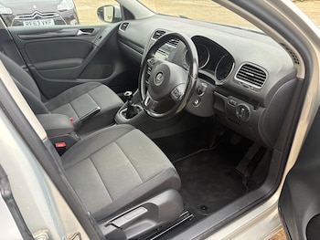 Used Volkswagen Golf 2011 for sale - 77326627: Photo