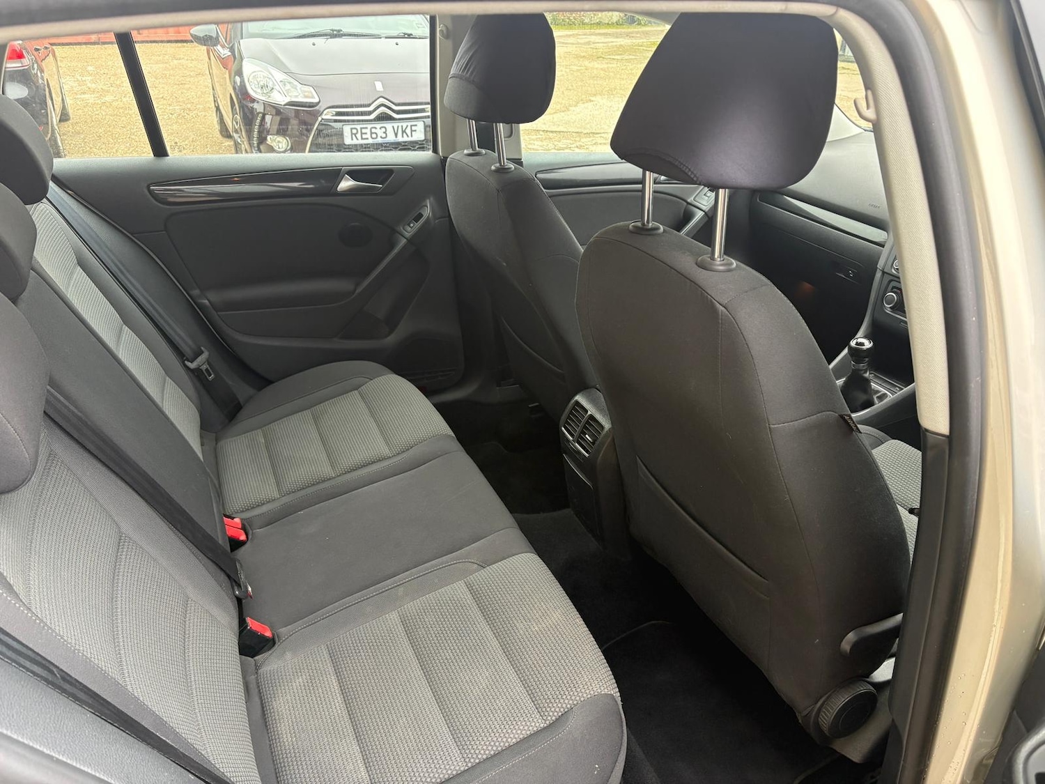 Used Volkswagen Golf 2011 for sale - 77326627: Photo 8