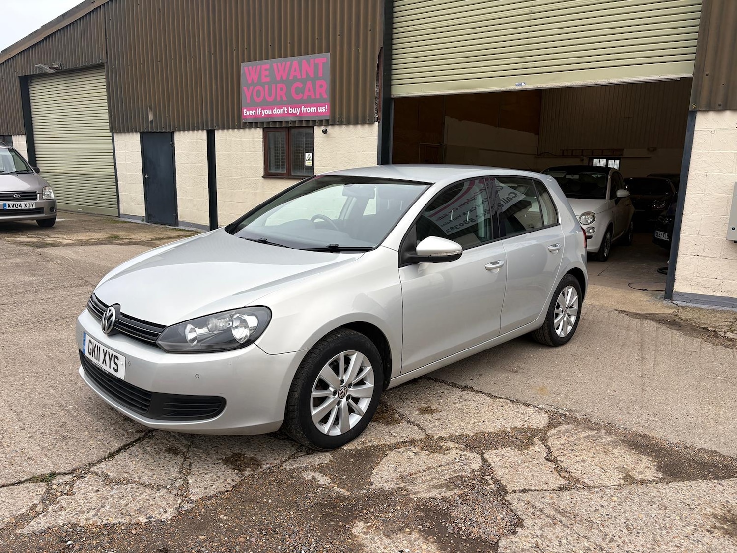 Used Volkswagen Golf 2011 for sale - 77326627: Photo 9
