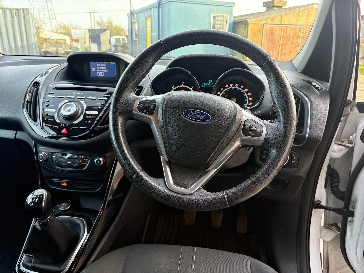 Used Ford B-MAX 2015 for sale - 77965575: Photo 11