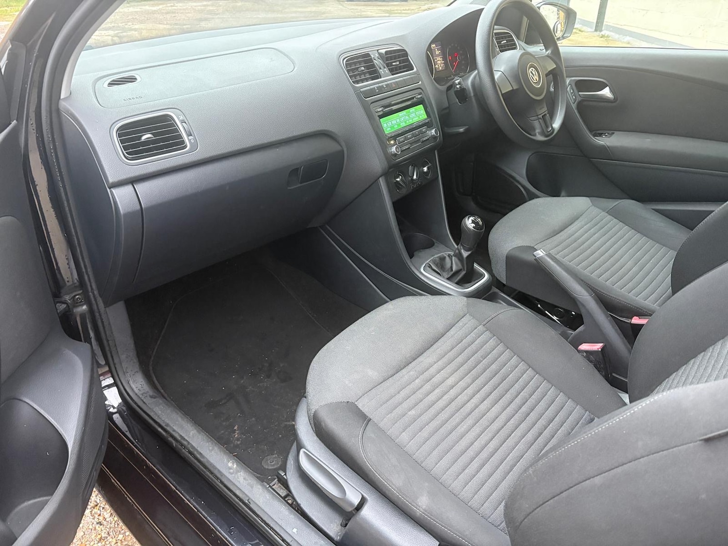 Used Volkswagen Polo 2013 for sale - 77137911: Photo 12