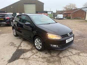 Used Volkswagen Polo 2013 for sale - 77137911: Photo