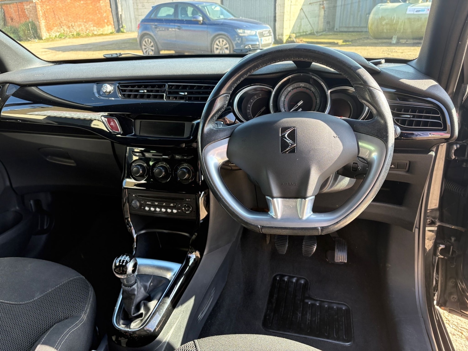 Used Citroen DS3 2012 for sale - 77779587: Photo 9