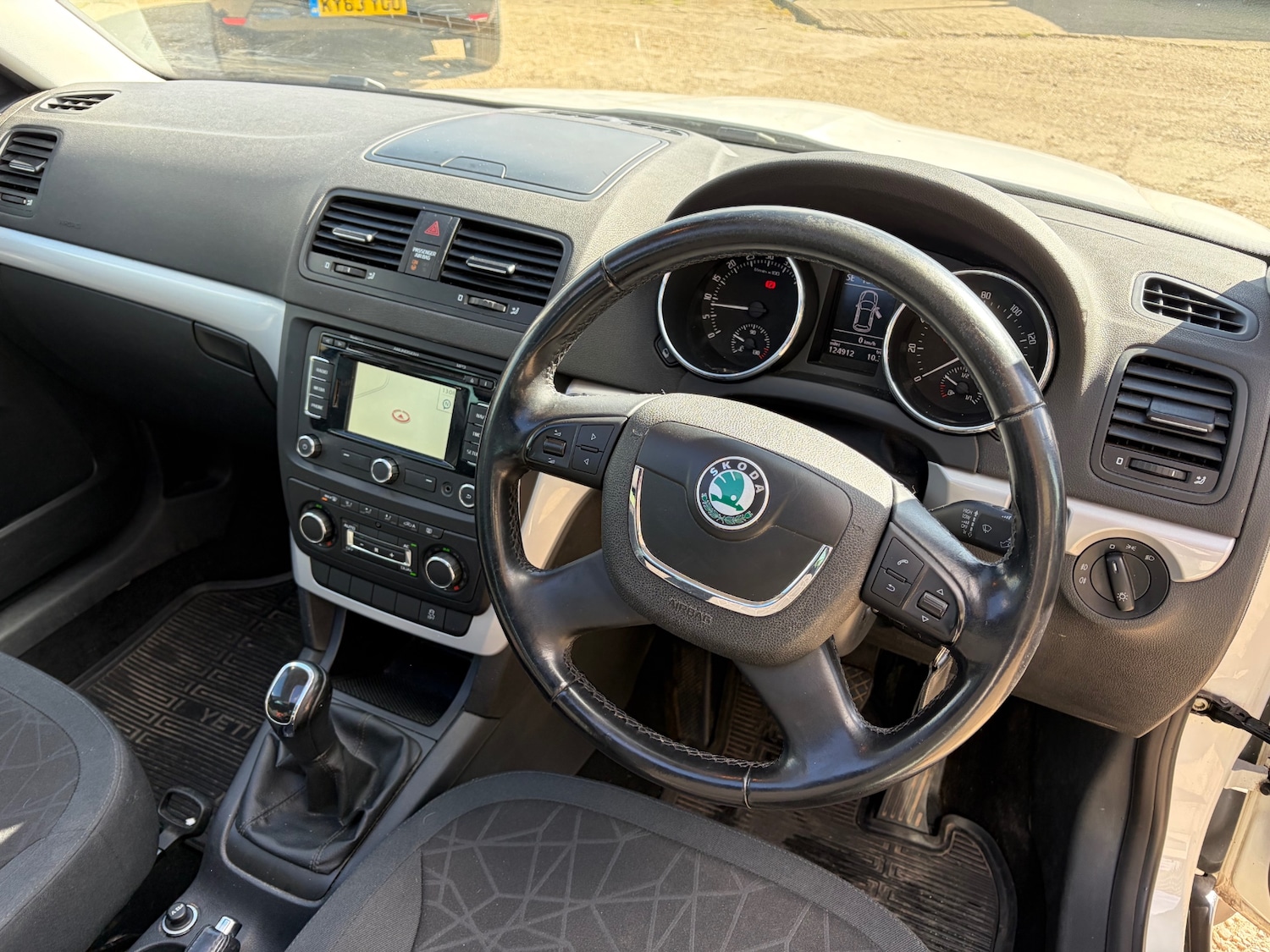 Used Skoda Yeti 2012 for sale - 78028147: Photo 8