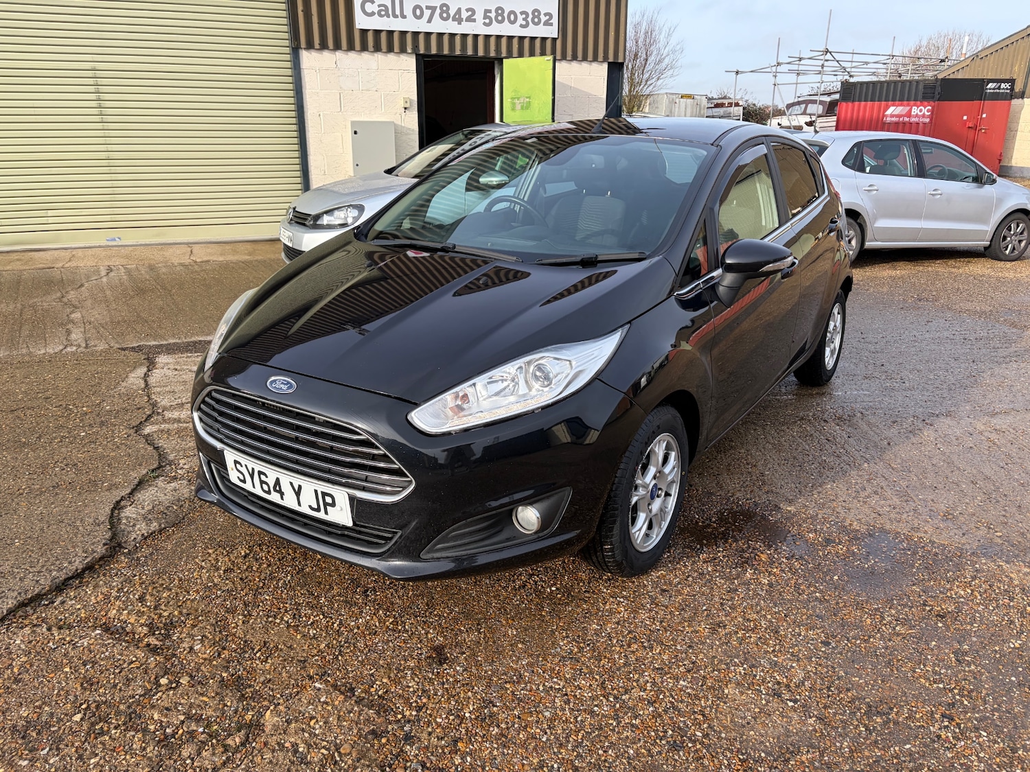 Used Ford Fiesta 2015 for sale - 77357671: Photo 2