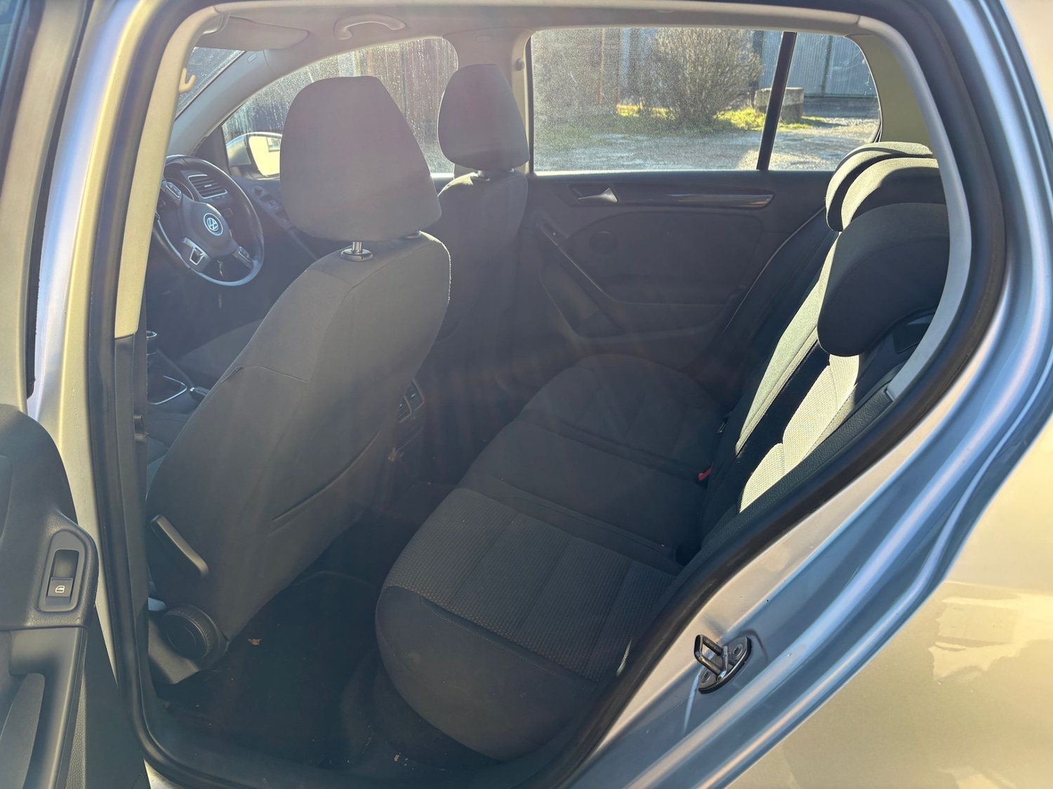 Used Volkswagen Golf 2010 for sale - 76652791: Photo 5