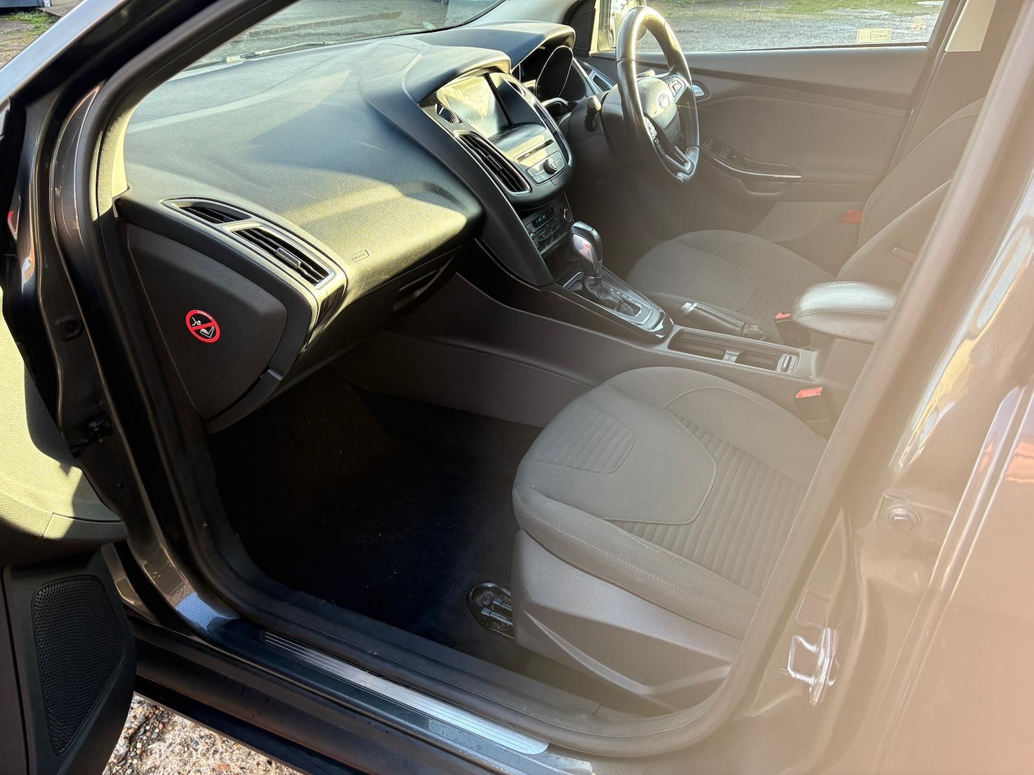 Used Ford Focus 2015 for sale - 76799441: Photo 14