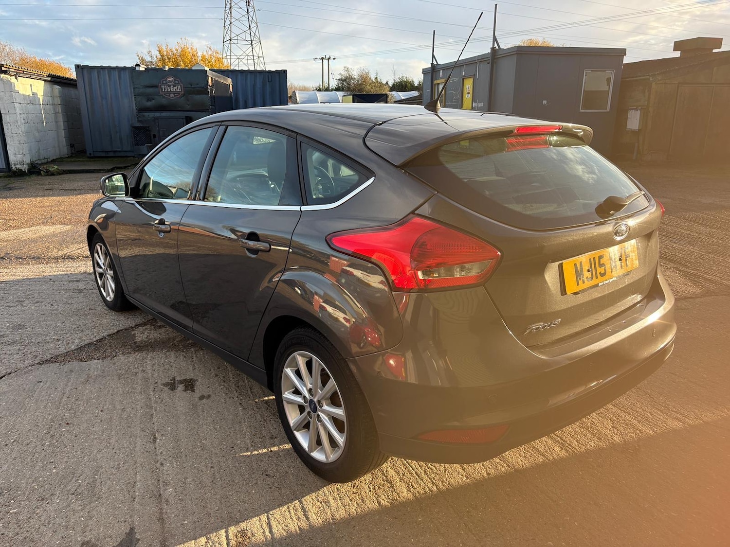 Used Ford Focus 2015 for sale - 76799441: Photo 4