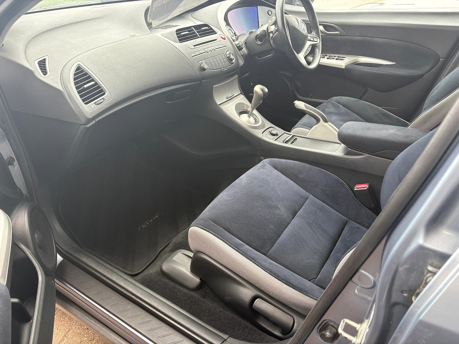 Used Honda Civic 2006 for sale - 76652723: Photo 13