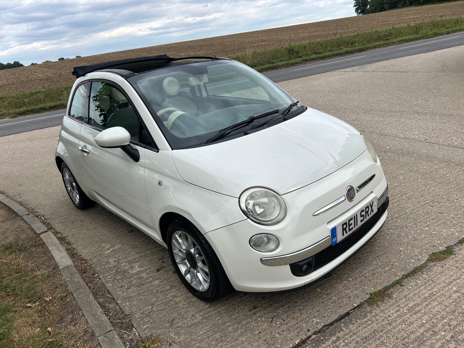 Used Fiat 500 2011 for sale - 76652750: Photo 6