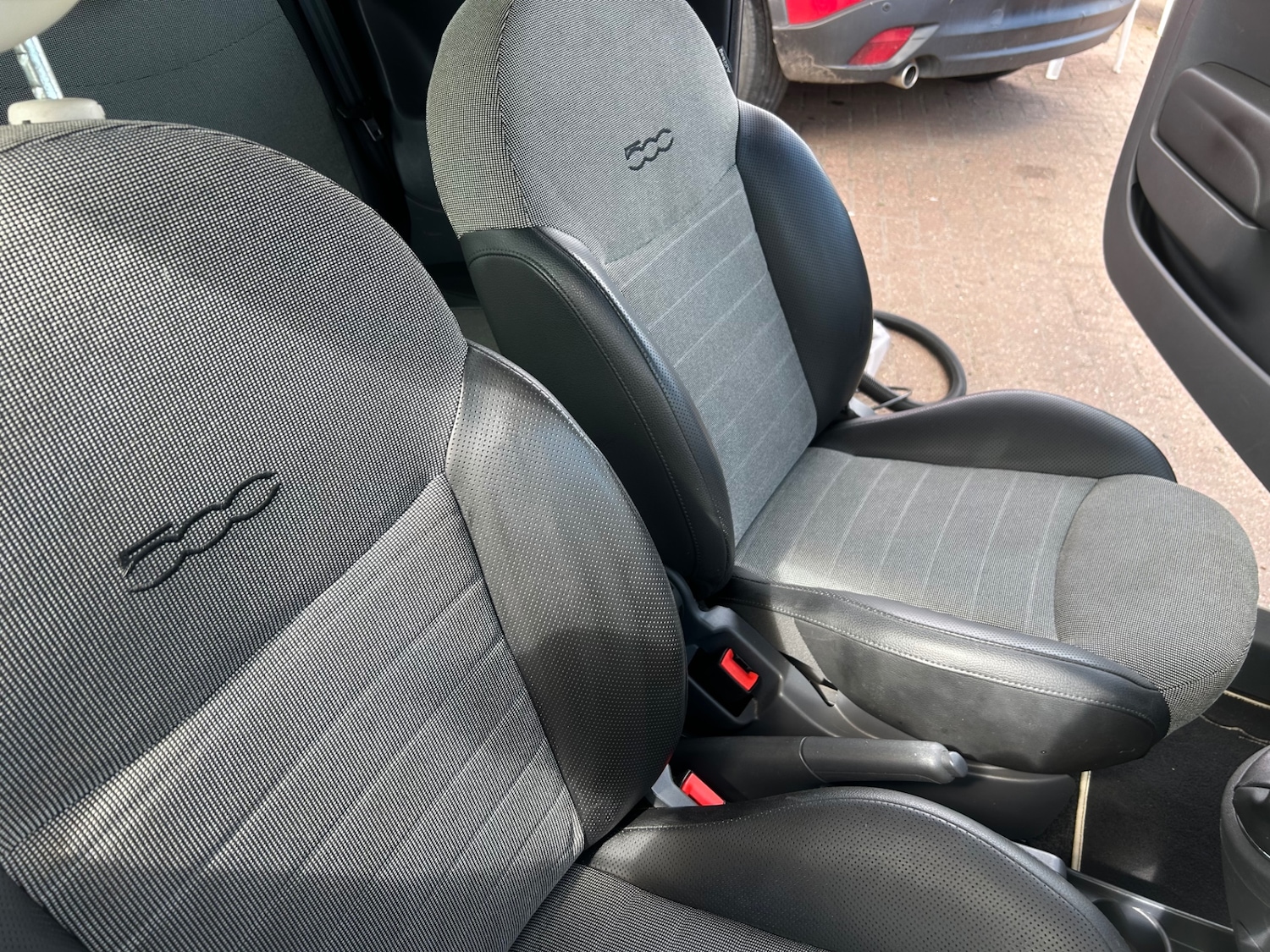 Used Fiat 500 2011 for sale - 76652750: Photo 8