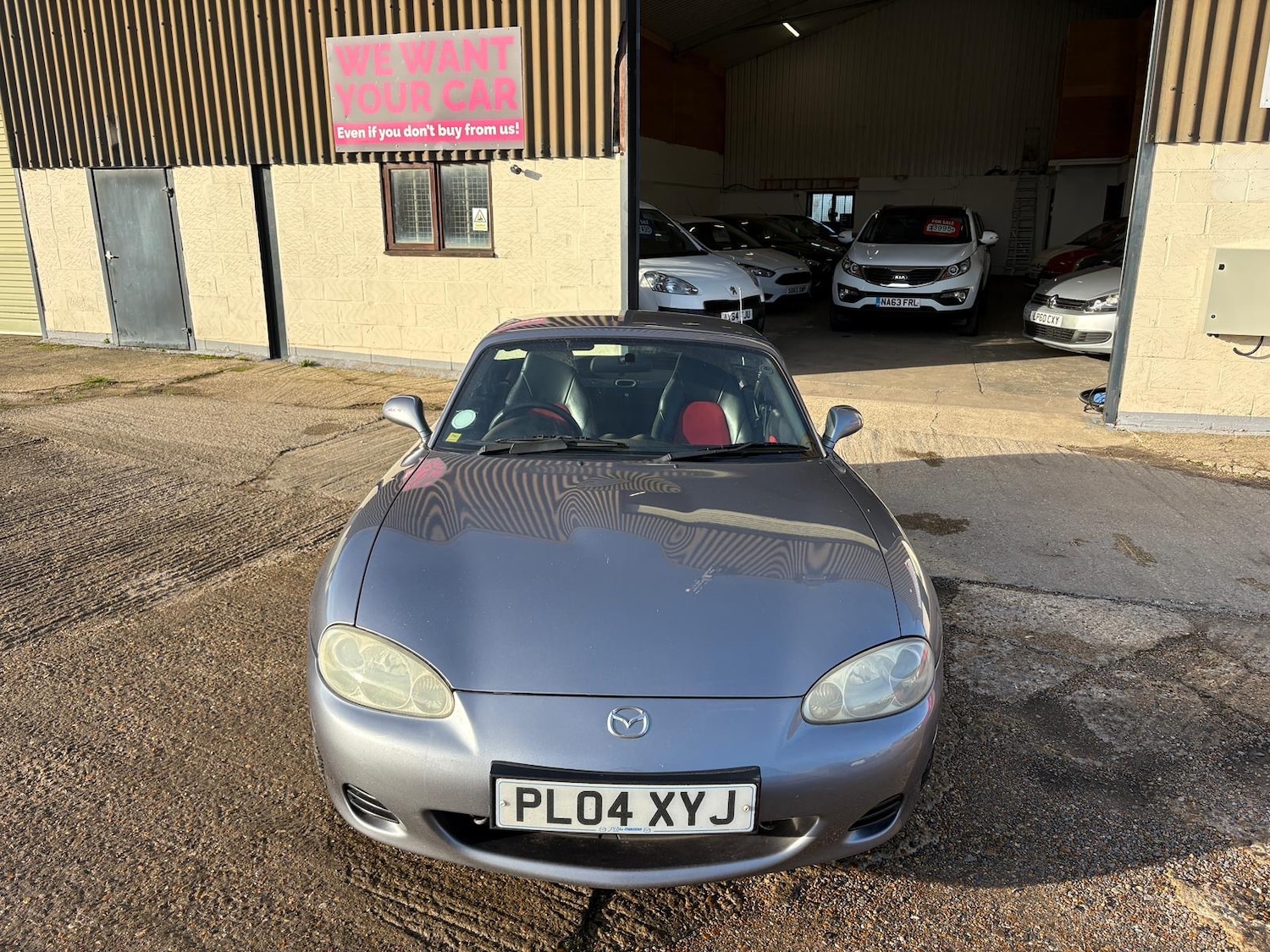 Used Mazda MX-5 2004 for sale - 76903800: Photo 5