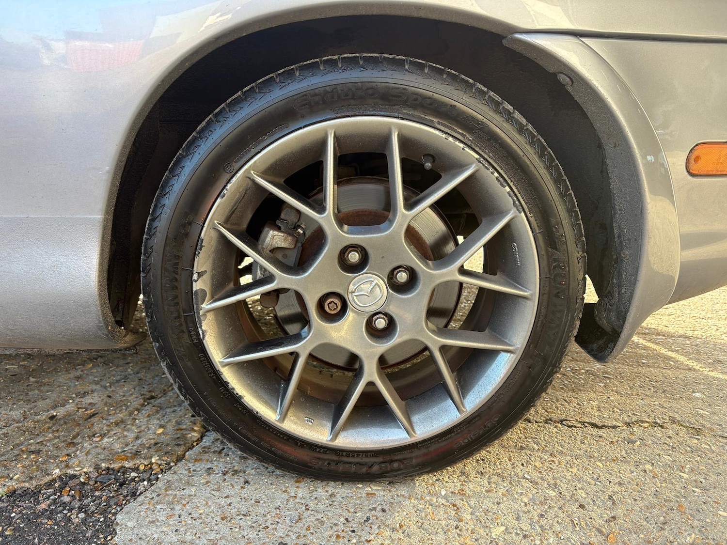 Used Mazda MX-5 2004 for sale - 76903800: Photo 9