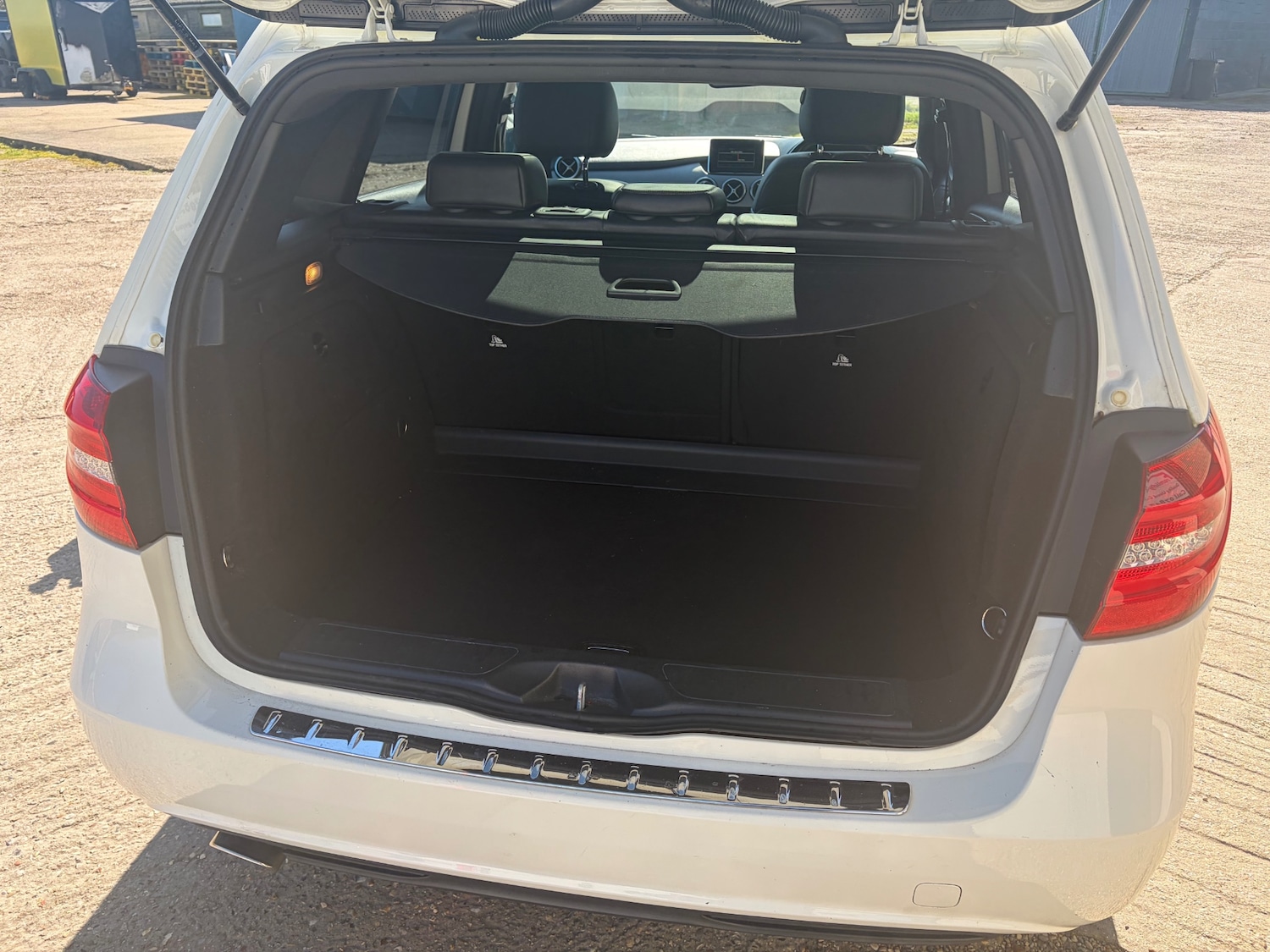 Used Mercedes-Benz B Class 2012 for sale - 77935541: Photo 11