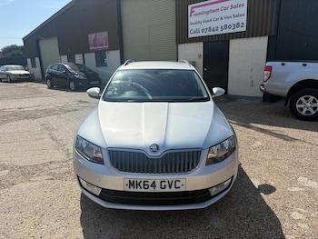Used Skoda Octavia 2014 for sale - 78984473: Photo