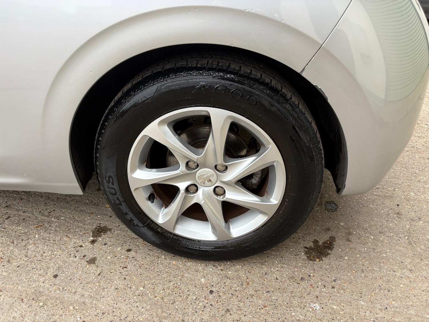 Used Peugeot 208 2012 for sale - 77420719: Photo 8