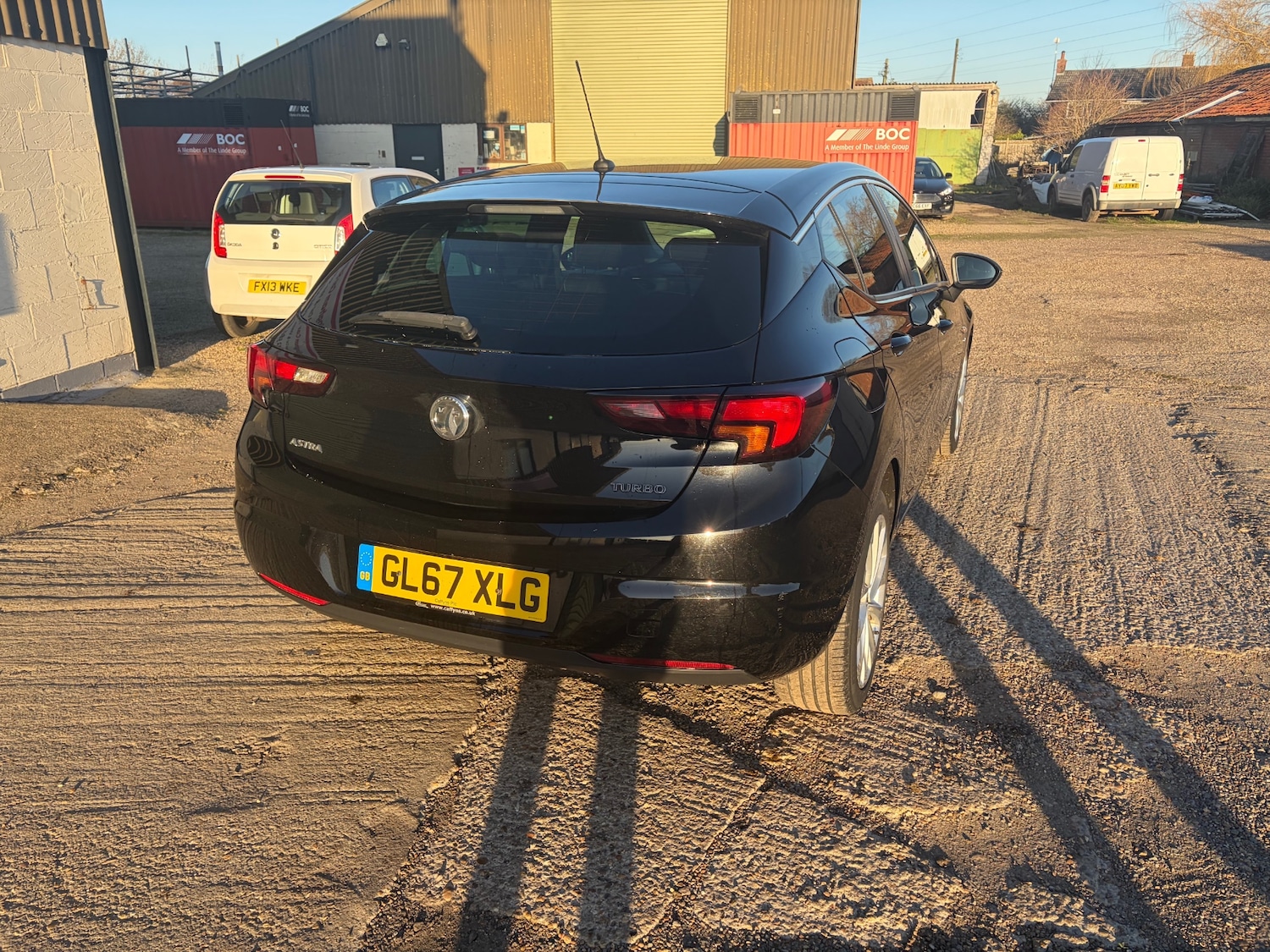 Used Vauxhall Astra 2017 for sale - 77080727: Photo 4