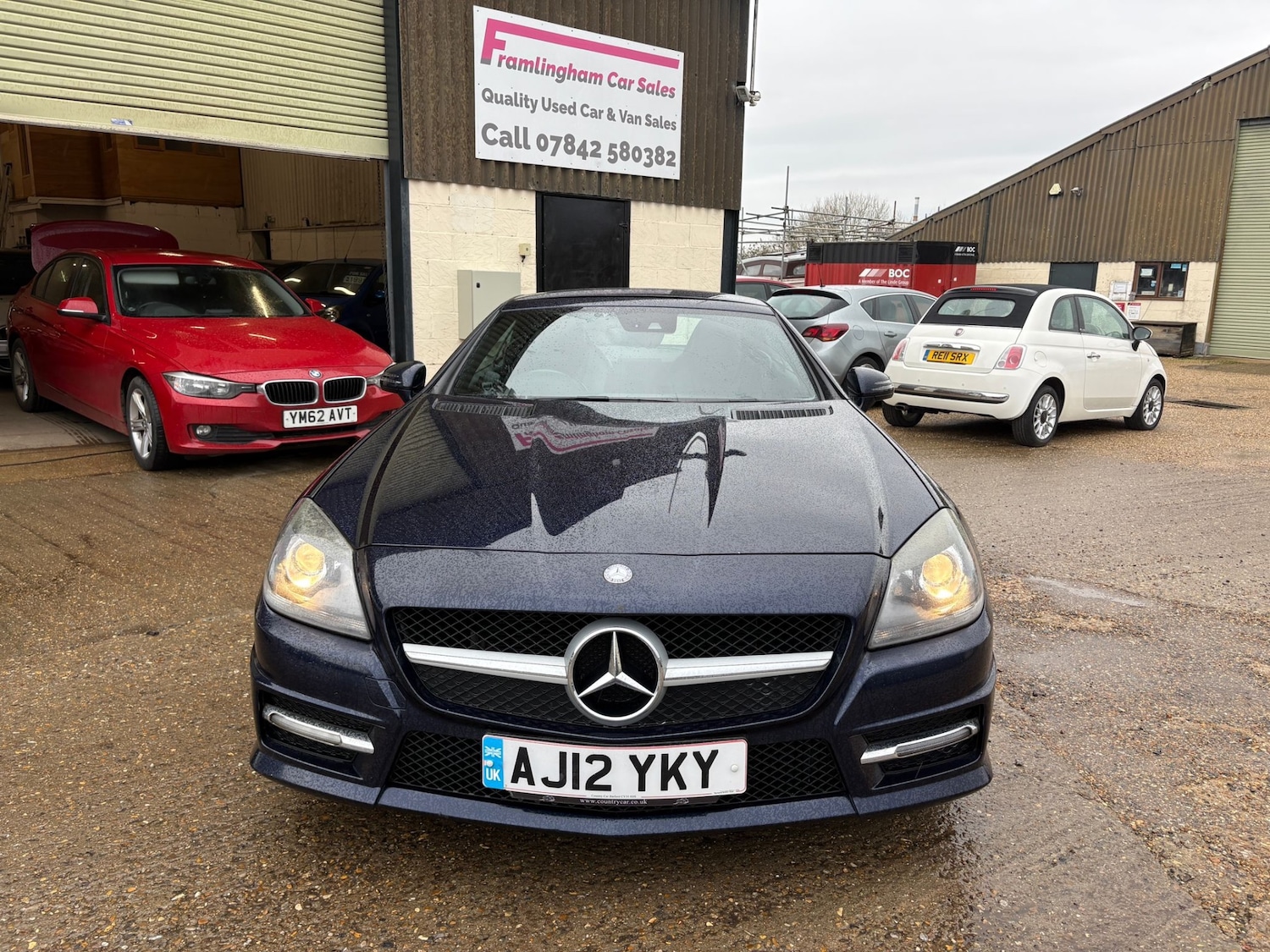 Used Mercedes-Benz SLK 2012 for sale - 77289379: Photo 3