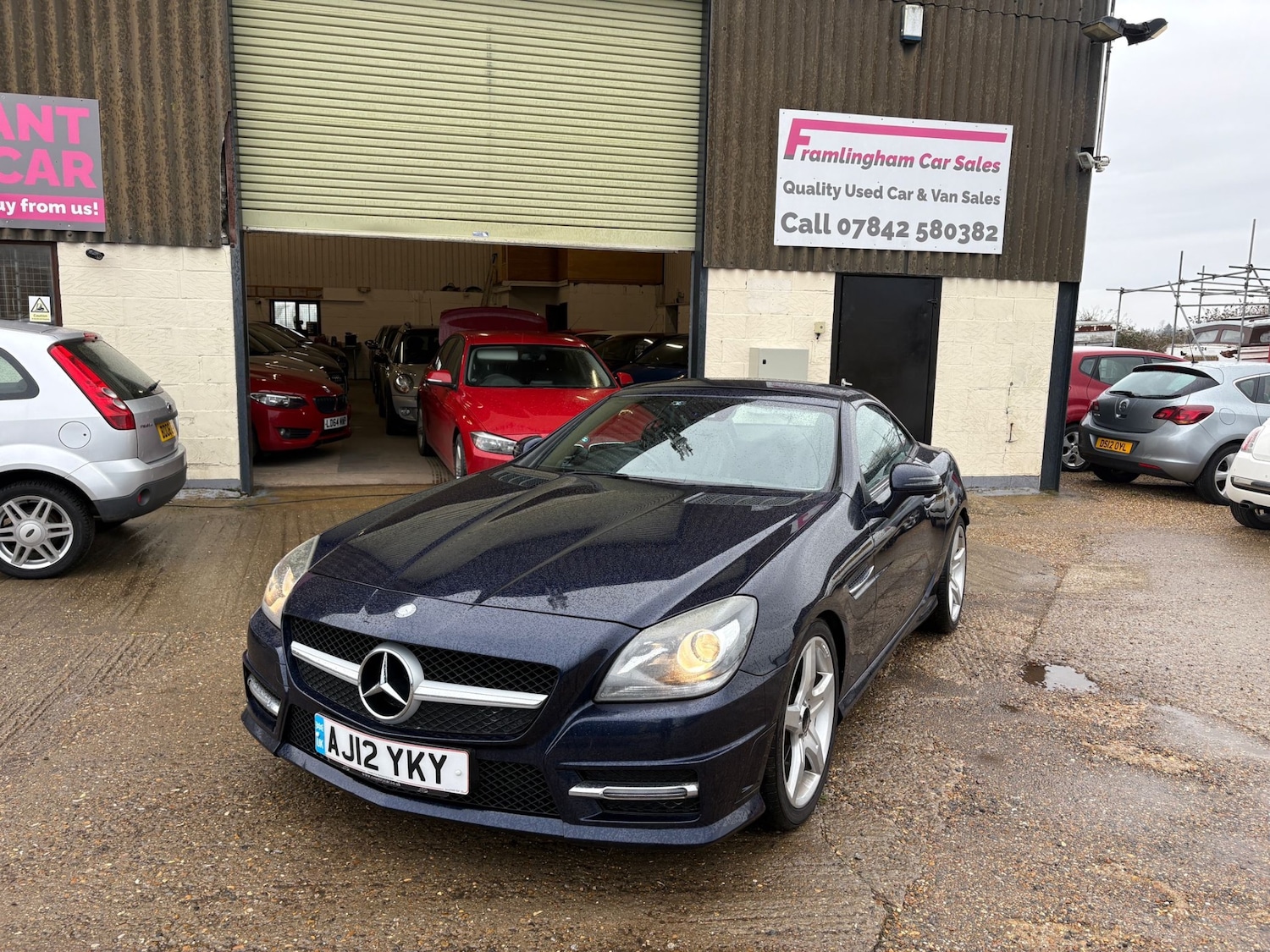 Used Mercedes-Benz SLK 2012 for sale - 77289379: Photo 5