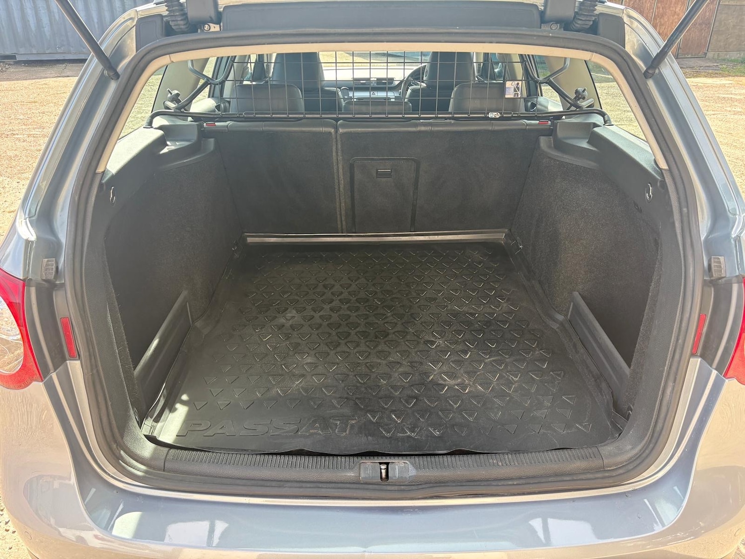 Used Volkswagen Passat 2010 for sale - 78202541: Photo 12