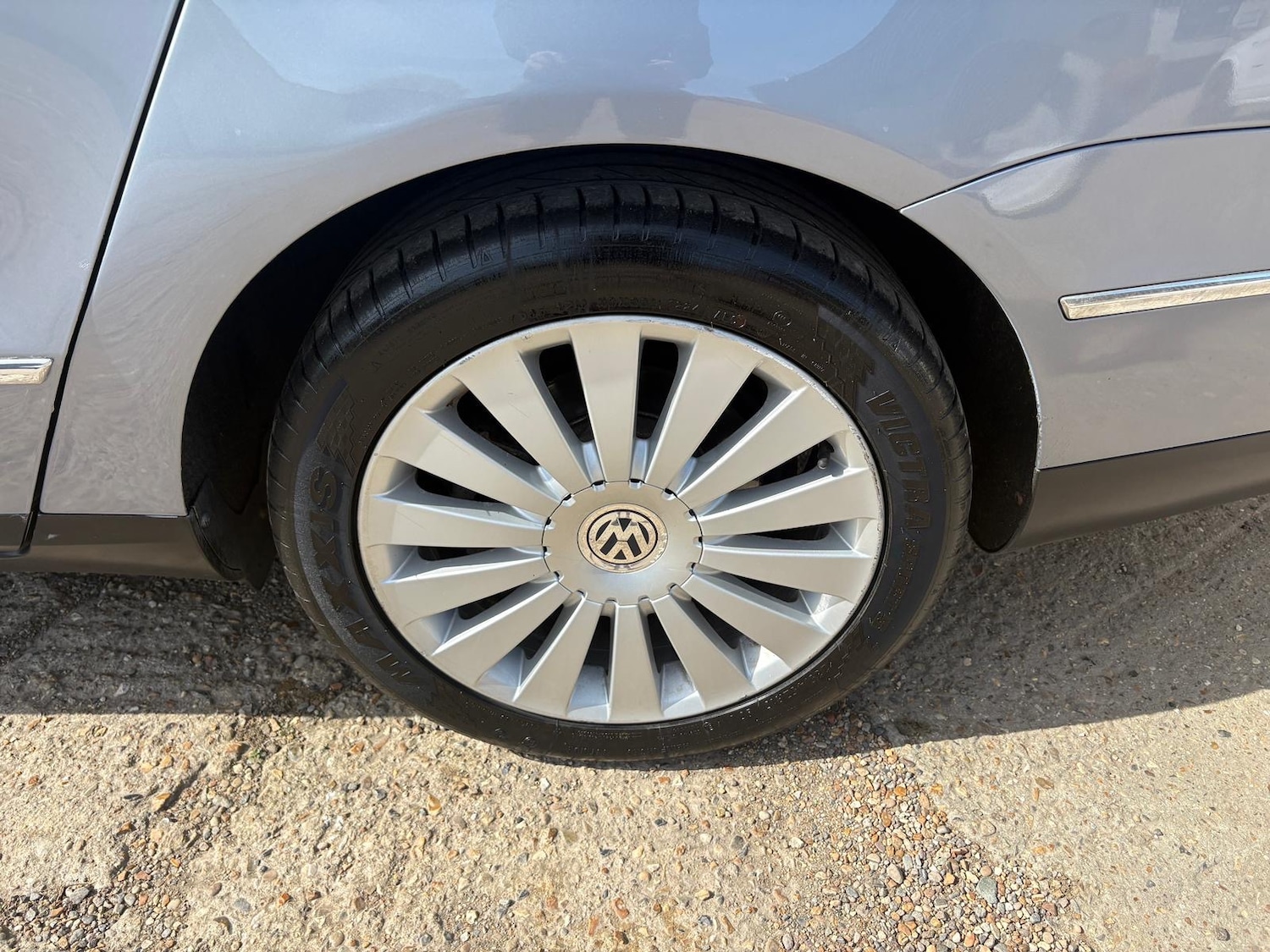 Used Volkswagen Passat 2010 for sale - 78202541: Photo 8