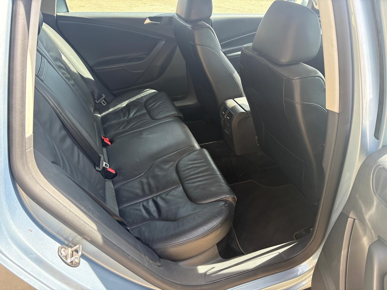 Used Volkswagen Passat 2010 for sale - 78202541: Photo 9