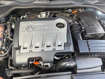 Used Volkswagen Scirocco 2012 for sale - 79697416: Photo