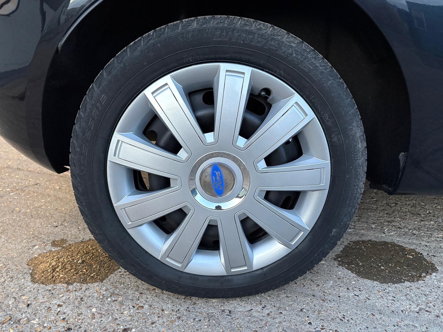 Used Ford Fiesta 2010 for sale - 76651088: Photo 11