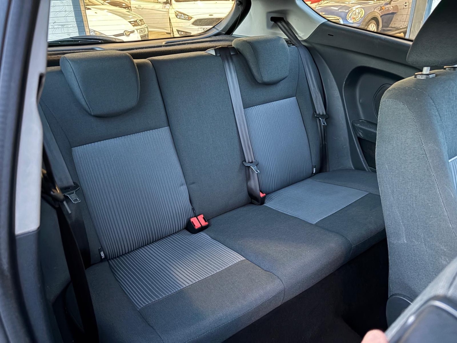 Used Ford Fiesta 2010 for sale - 76651088: Photo 8