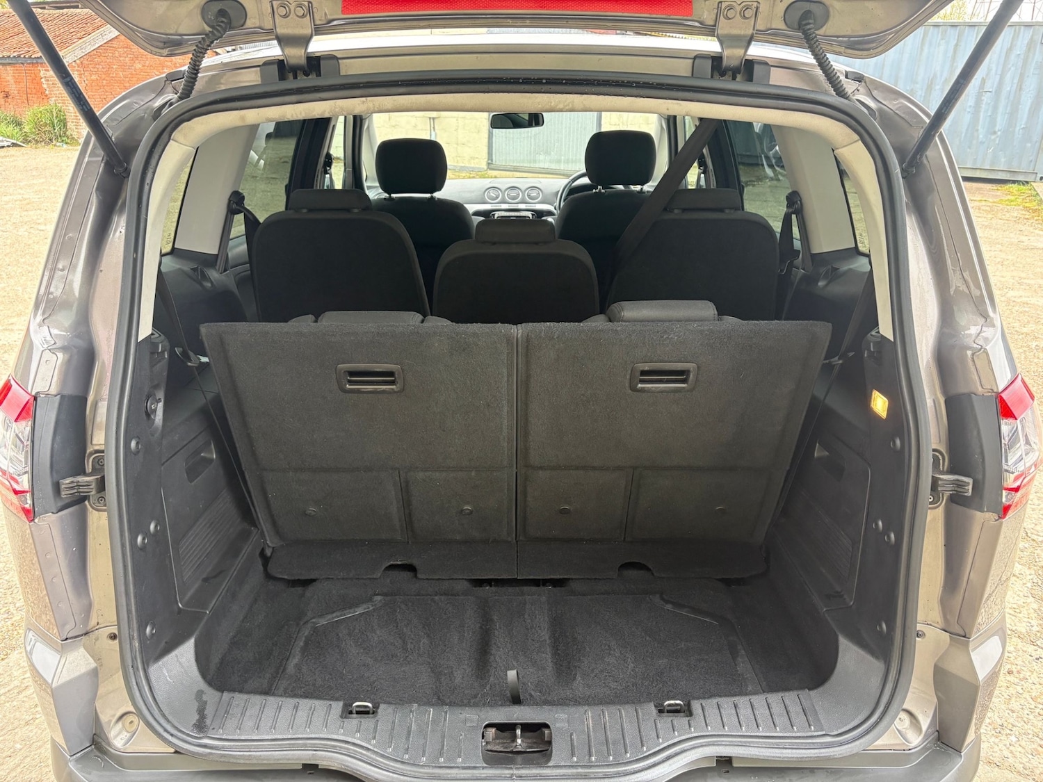 Used Ford S-Max 2013 for sale - 78212230: Photo 12