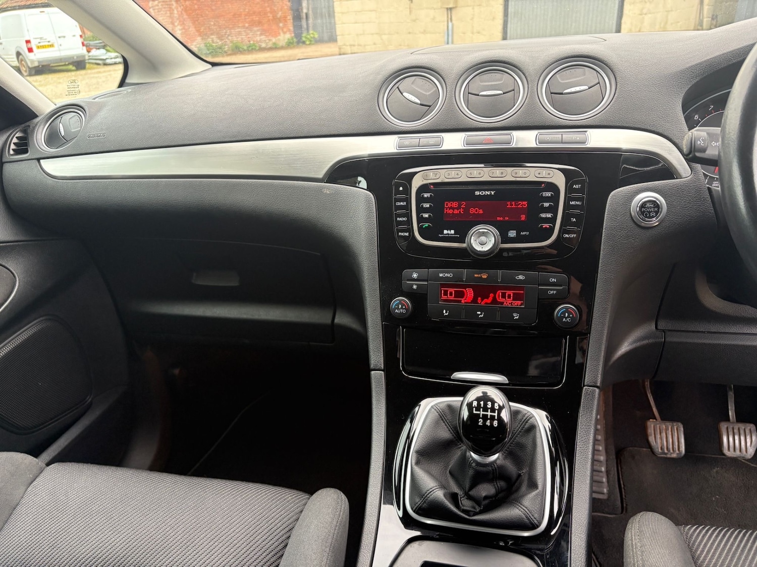 Used Ford S-Max 2013 for sale - 78212230: Photo 14