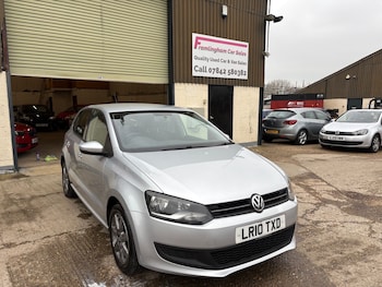 Used Volkswagen Polo 2010 for sale - 77384976: Photo