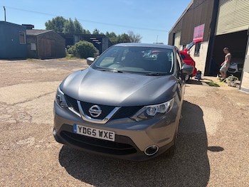 Used Nissan Qashqai 2015 for sale - 79469428: Photo