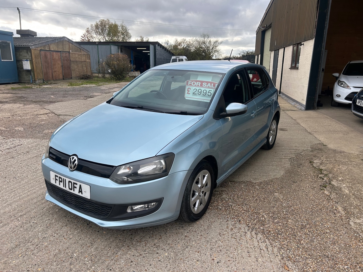 Used Volkswagen Polo 2011 for sale - 76651123: Photo 2
