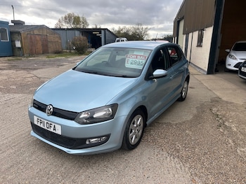 Used Volkswagen Polo 2011 for sale - 76651123: Photo