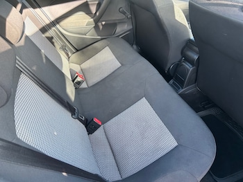 Used Volkswagen Polo 2011 for sale - 76651123: Photo