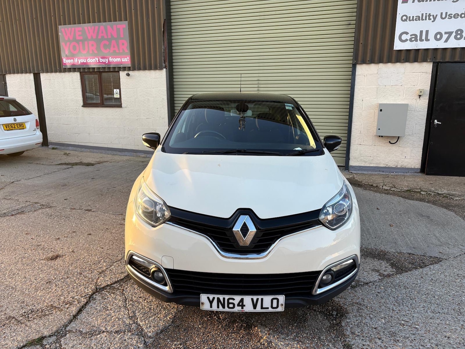 Used Renault Captur 2014 for sale - 76651013: Photo 2