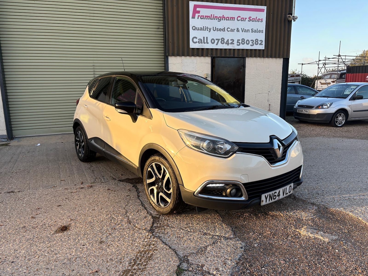 Used Renault Captur 2014 for sale - 76651013: Photo 3