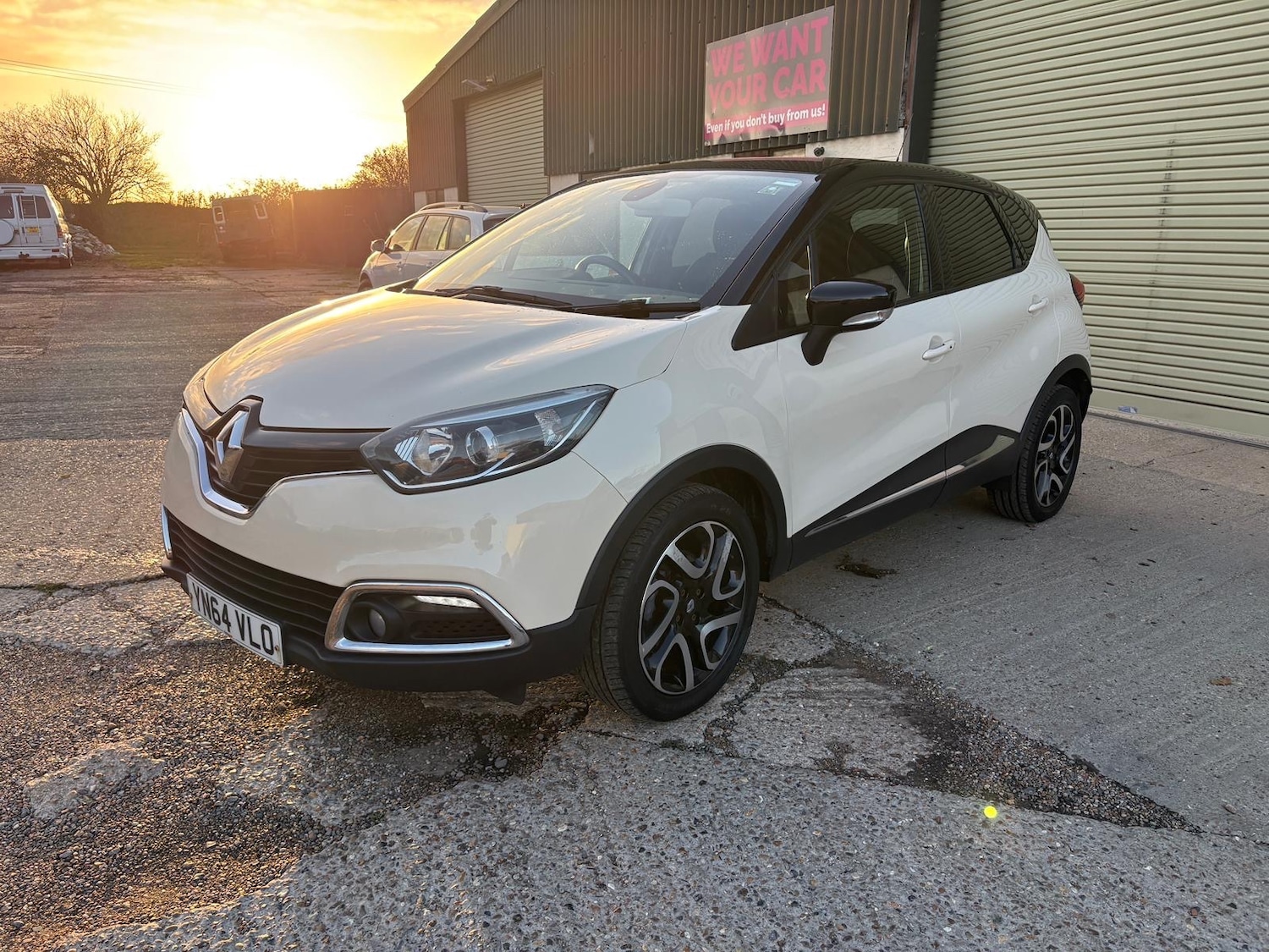 Used Renault Captur 2014 for sale - 76651013: Photo 4
