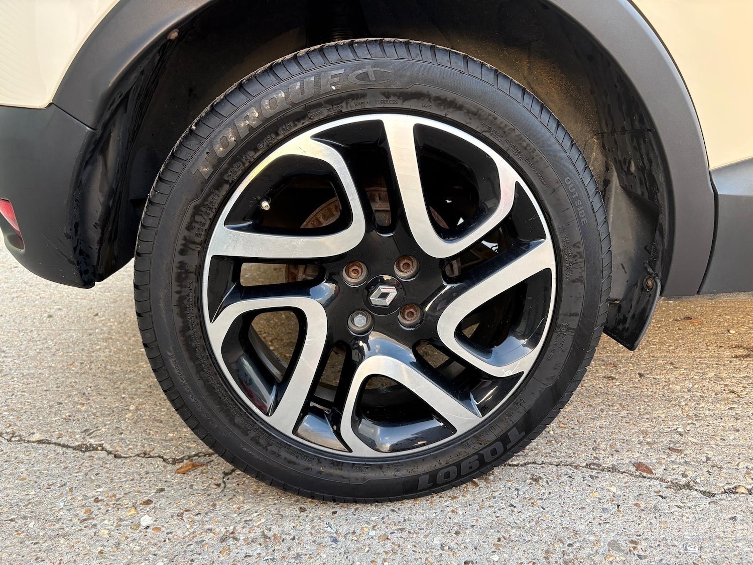 Used Renault Captur 2014 for sale - 76651013: Photo 8