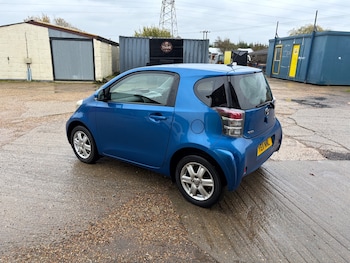 Used Toyota IQ 2011 for sale - 76699629: Photo