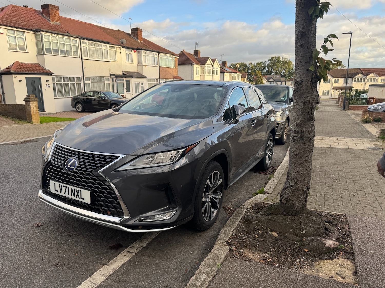 Used Lexus RX 2021 for sale - 76650801: Photo 3