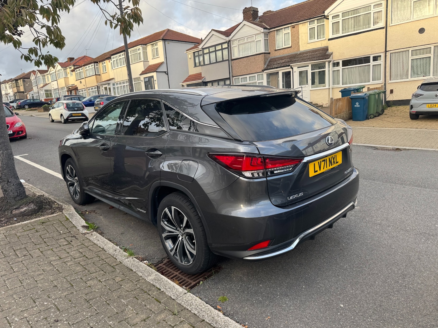 Used Lexus RX 2021 for sale - 76650801: Photo 4