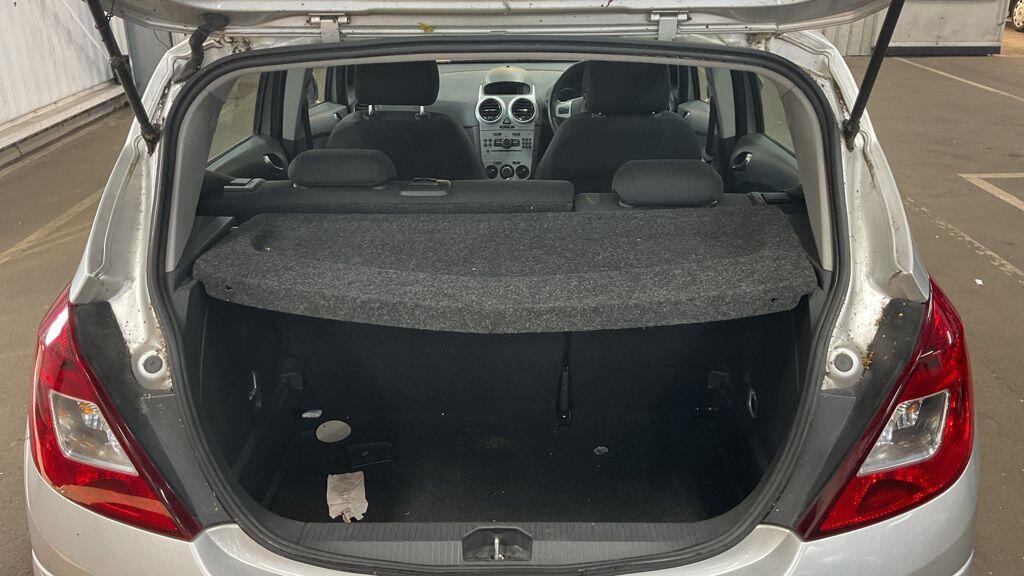 Used Vauxhall Corsa 2011 for sale - 76377788: Photo 5